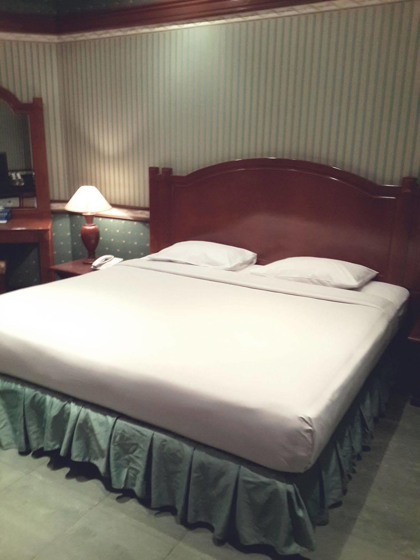 Pulau Ayer Resort And Cottages Jakarta Extérieur photo